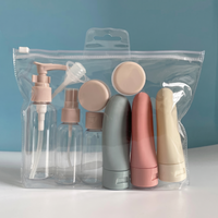 Trousse transparente spéciale aéroport + 11 Sprays et flacons réutilisables
